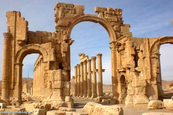 Samotna podróż przez Syrię i Liban