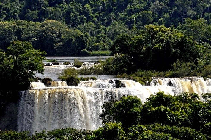 Wodospady Iguasu w obiektywnie Waldemara Dufrata